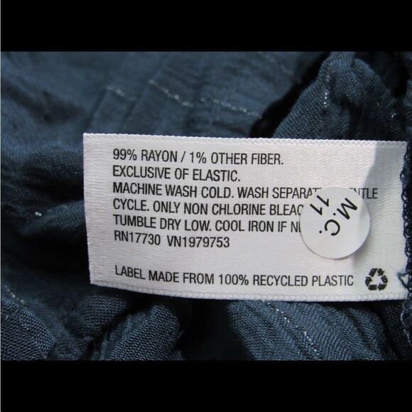 Knox Rose Embroidered Blouse - Picture 5 of 5